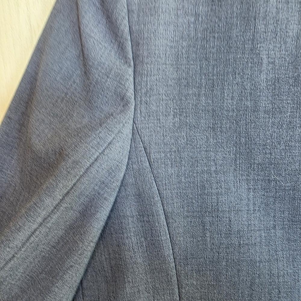 Banana Republic Classic Black and White Blazer - Picture 7 of 8